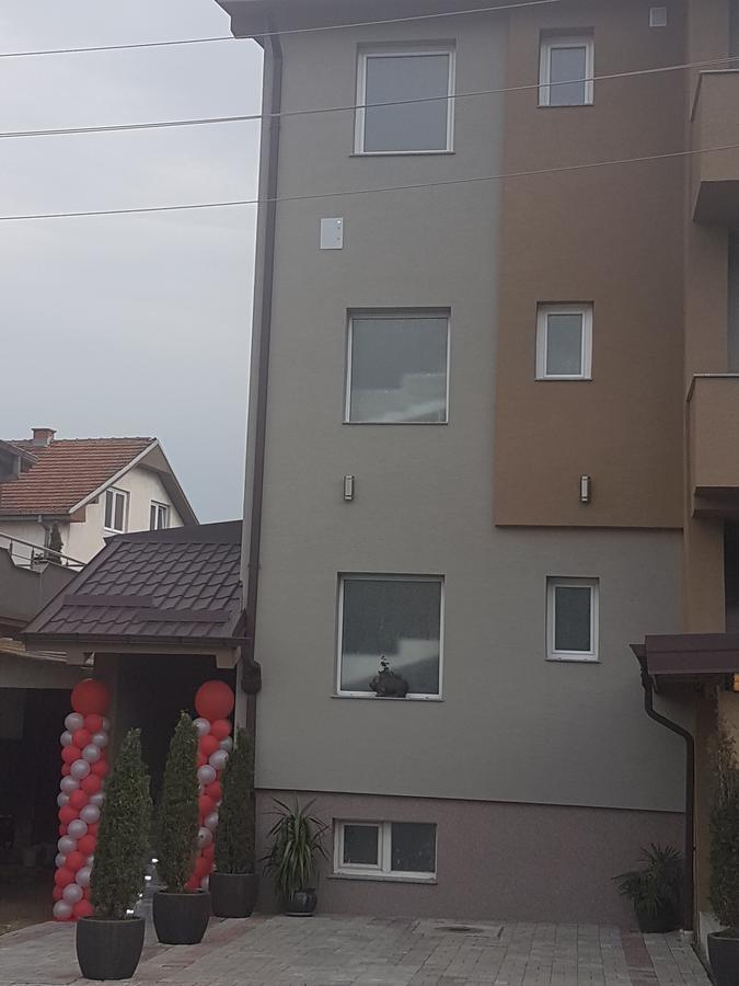 Hotel Kiko Bituli Exterior foto